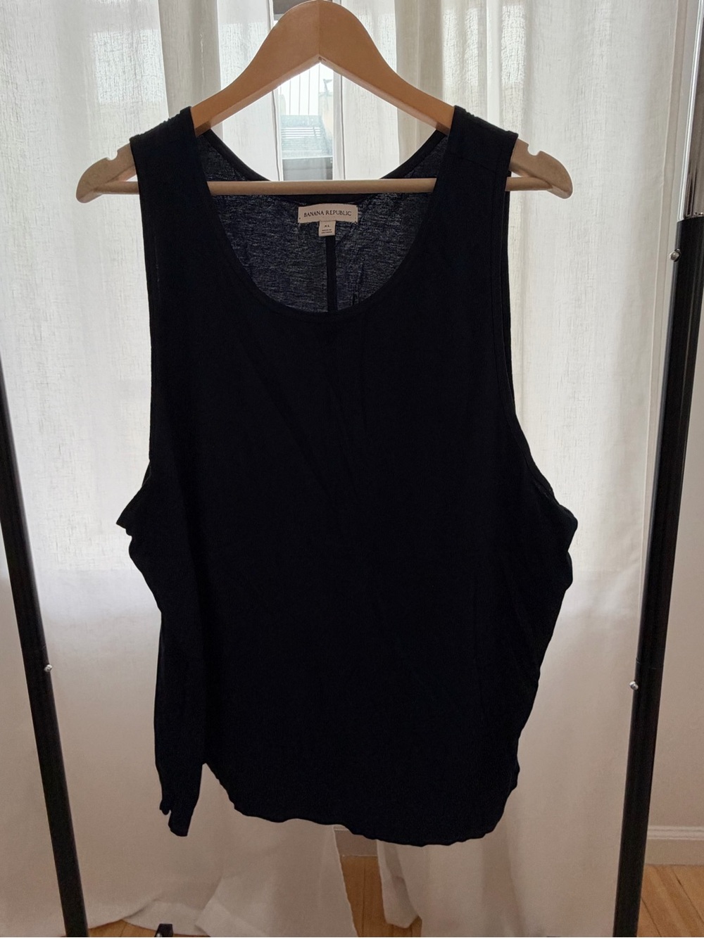 Banana Republic Men’s Navy Blue Sleeveless Tank Top - Classic Scoop Neck